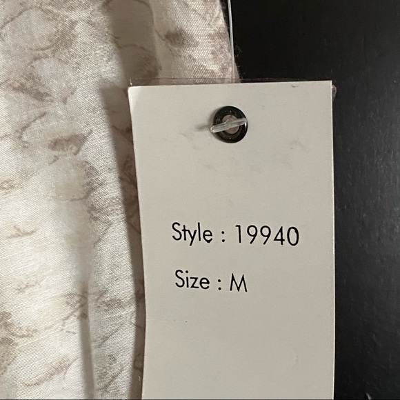 🌸HOST PICK🌸 NWT Goa Beachwear by Japna Jumpsuit/Coverup - Picture 8 of 9